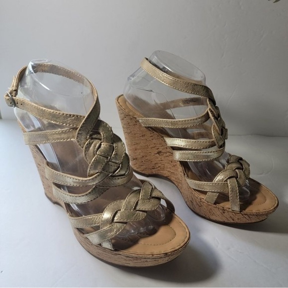 Born Crown brand, size 9 wedge sandal